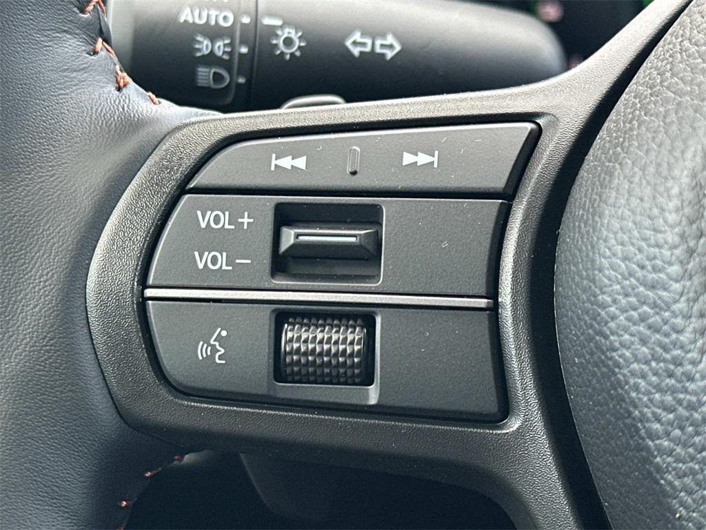 new 2026 Honda CR-V Hybrid car, priced at $40,250