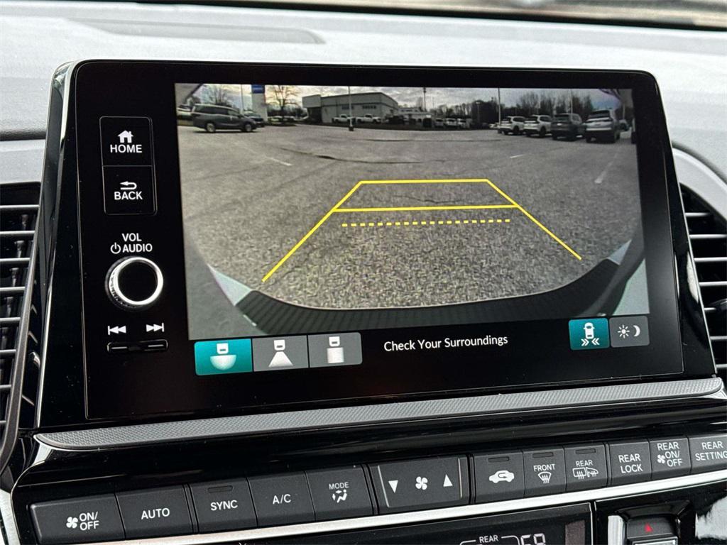 new 2026 Honda Odyssey car, priced at $44,290