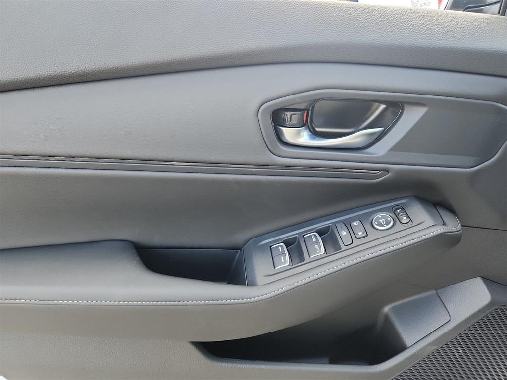 new 2025 Honda Accord Hybrid car, priced at $35,260