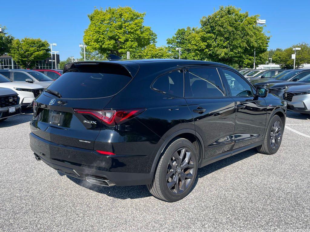 used 2023 Acura MDX car, priced at $44,162