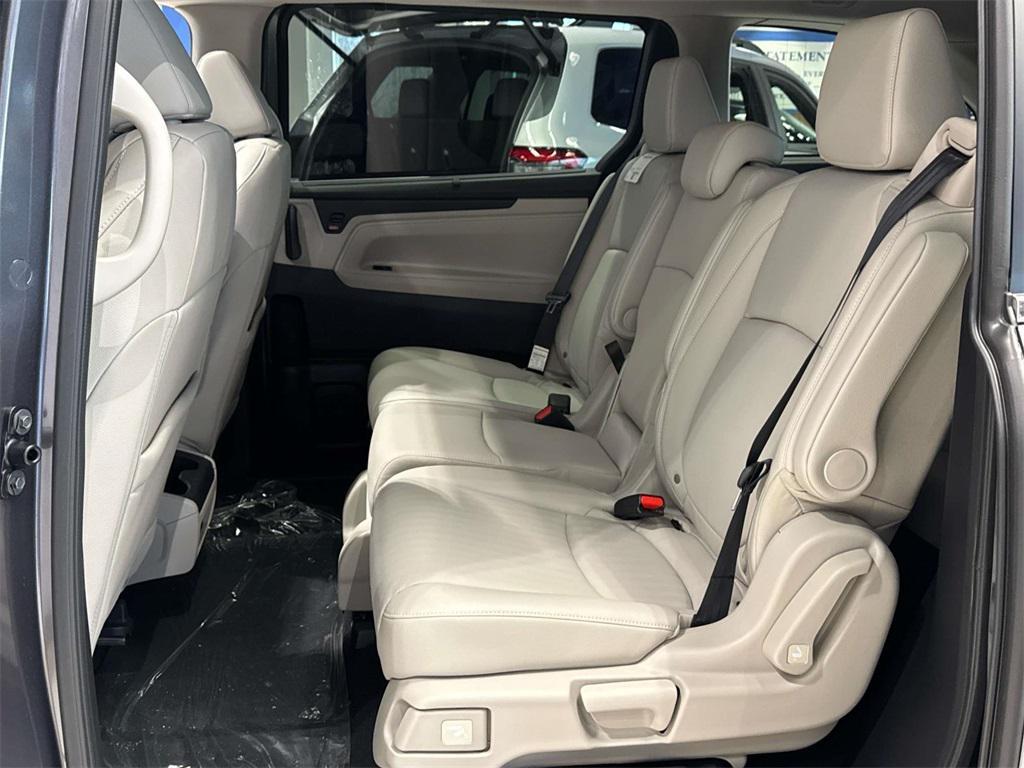 new 2026 Honda Odyssey car, priced at $44,655