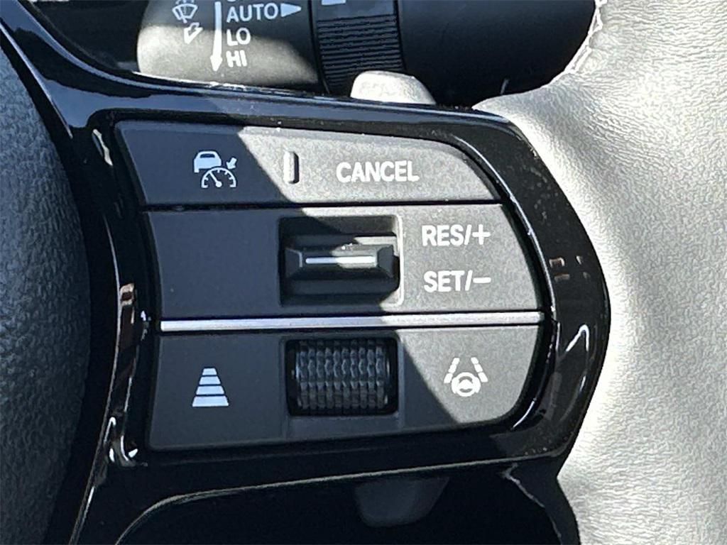 new 2026 Honda Civic Hybrid car, priced at $33,490