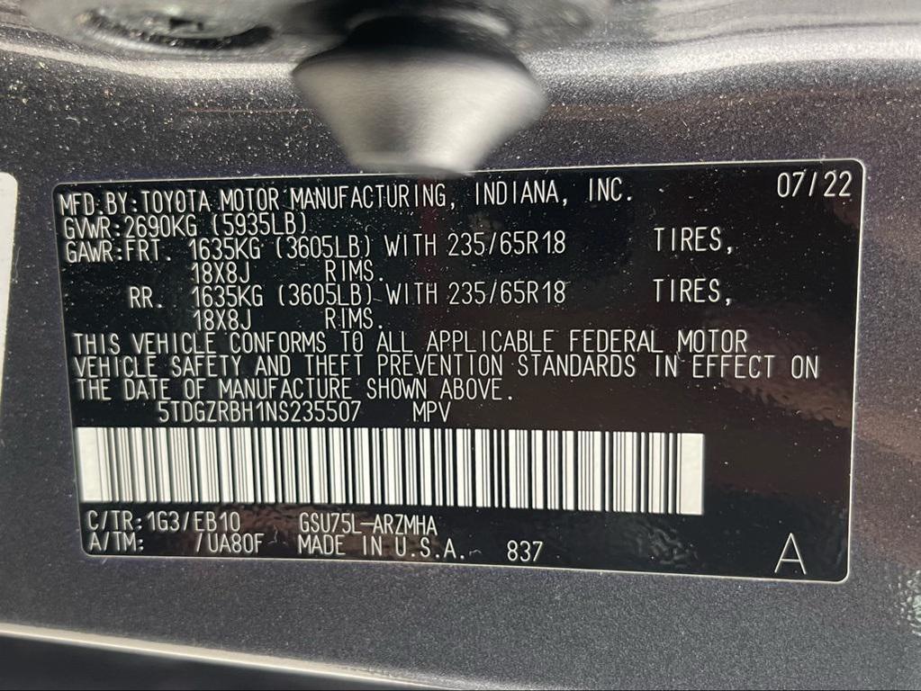 used 2022 Toyota Highlander car, priced at $28,990