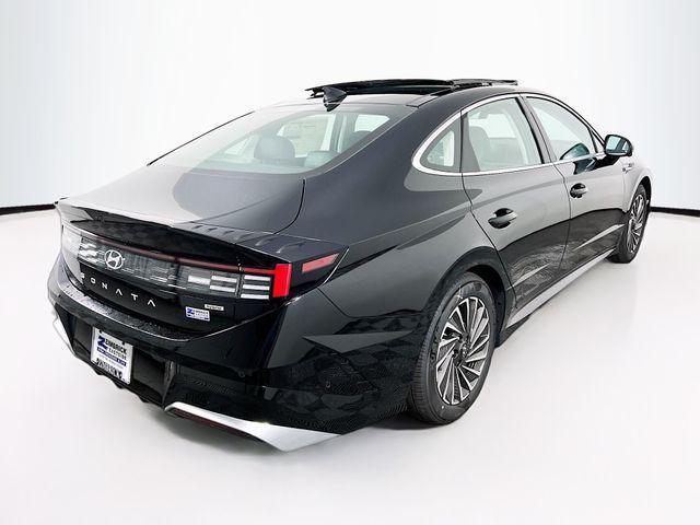 new 2026 Hyundai Sonata Hybrid car, priced at $38,333