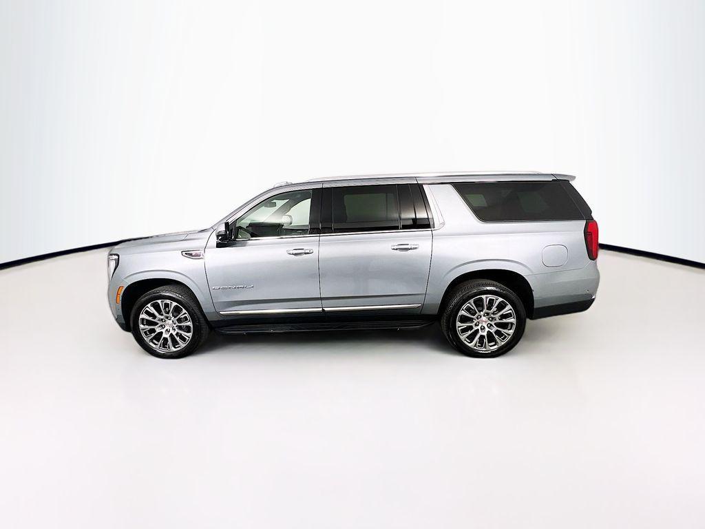used 2025 GMC Yukon XL car, priced at $69,000