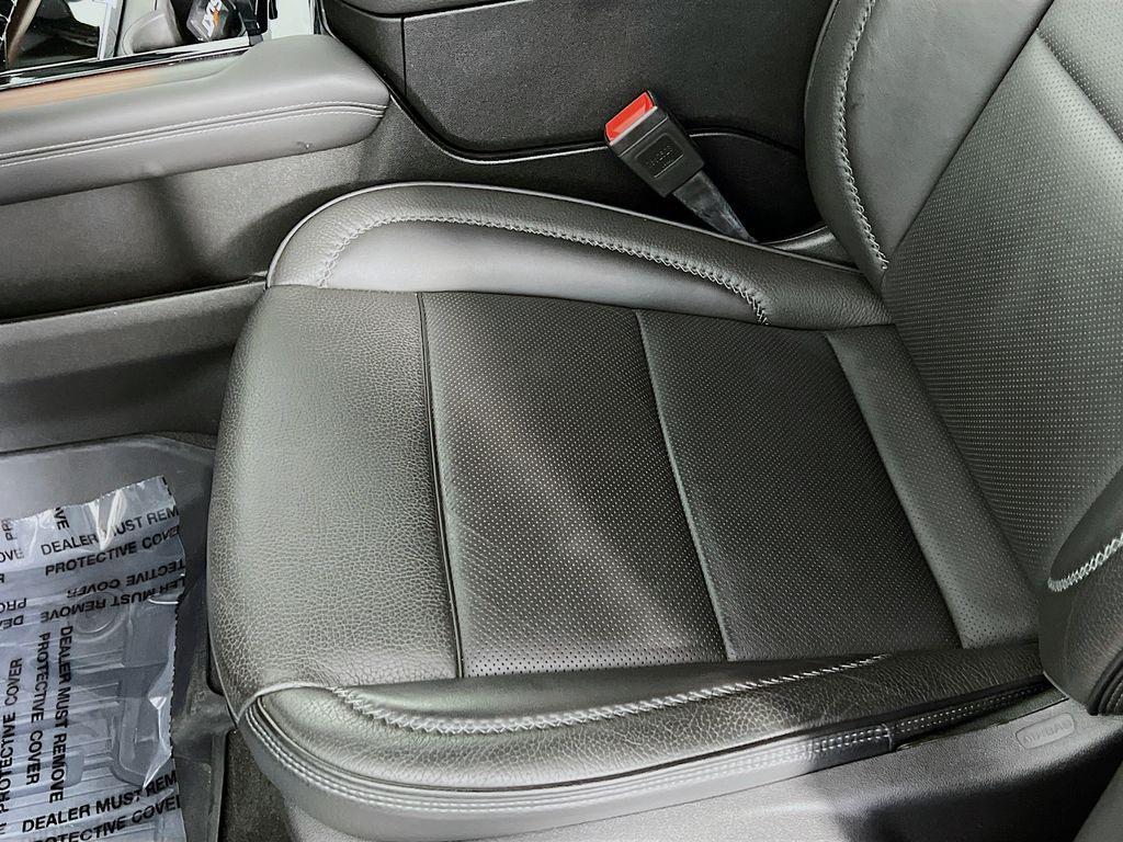 used 2025 GMC Yukon XL car, priced at $69,000