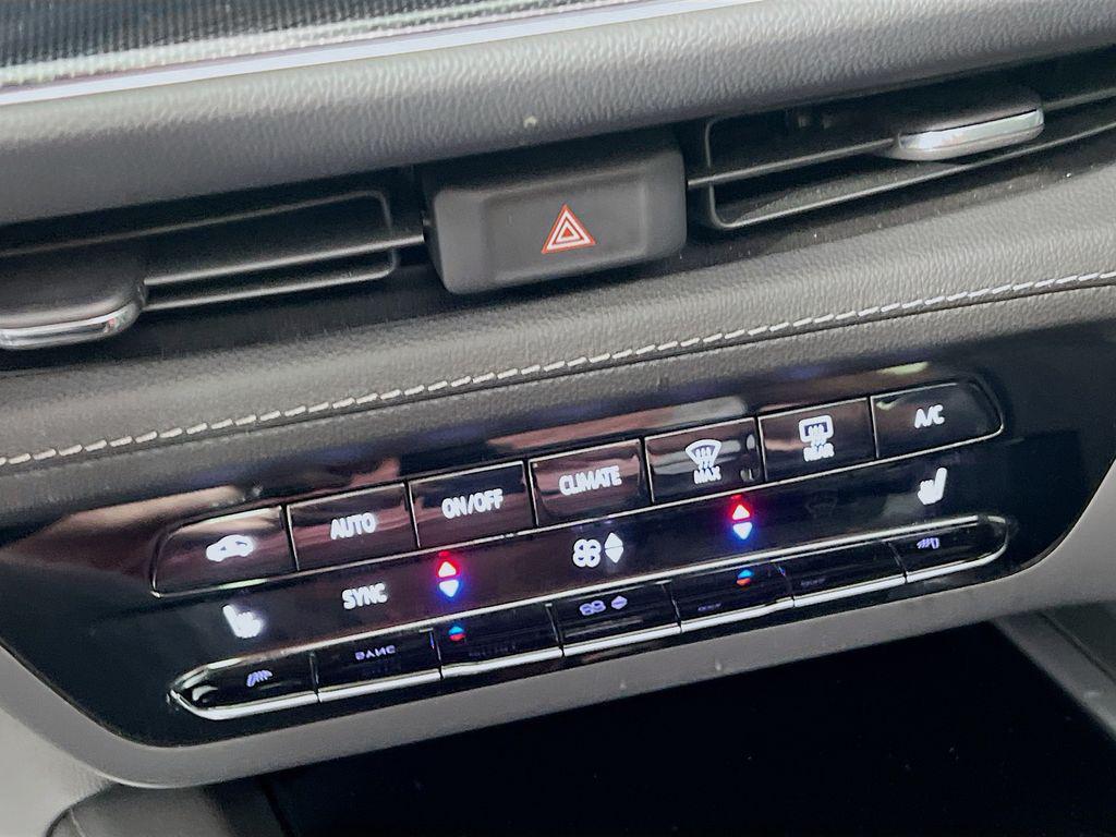 used 2023 Buick Envision car, priced at $32,500