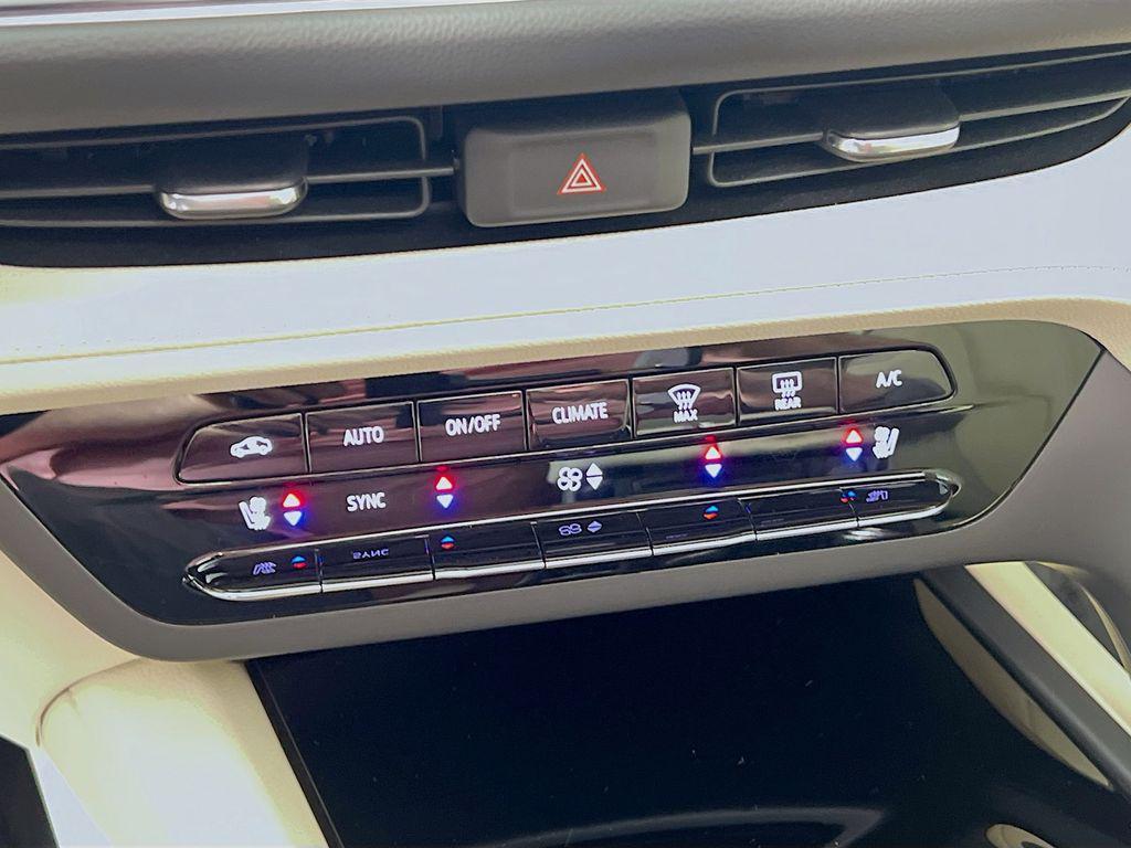 used 2023 Buick Envision car, priced at $36,000