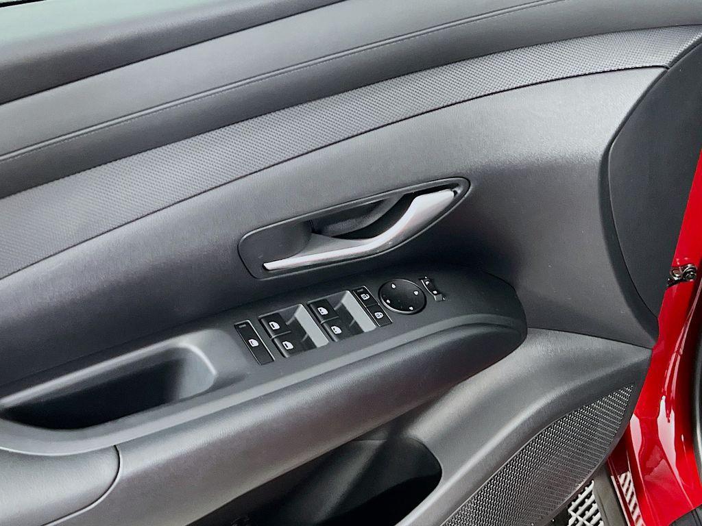 new 2026 Hyundai TUCSON Hybrid car, priced at $32,723