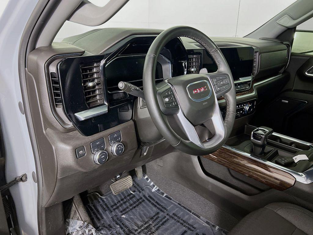 used 2024 GMC Sierra 1500 car, priced at $51,000