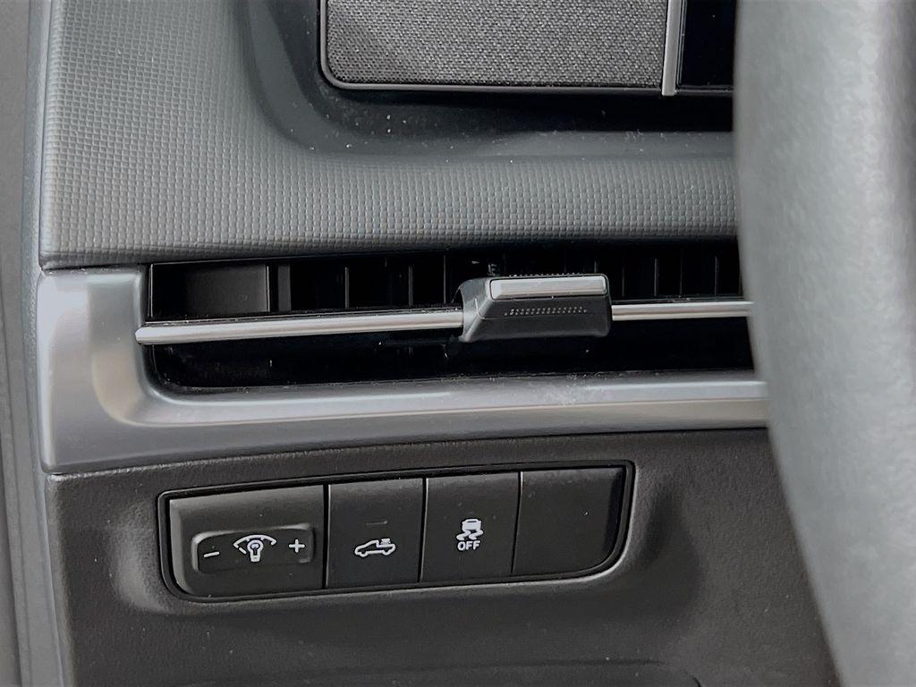 used 2025 Hyundai SANTA CRUZ car, priced at $29,590