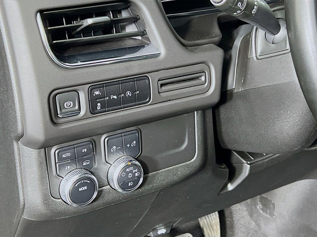 used 2023 GMC Yukon XL car, priced at $65,000