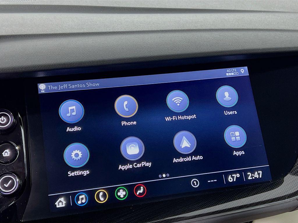 used 2022 Buick Envision car, priced at $22,500