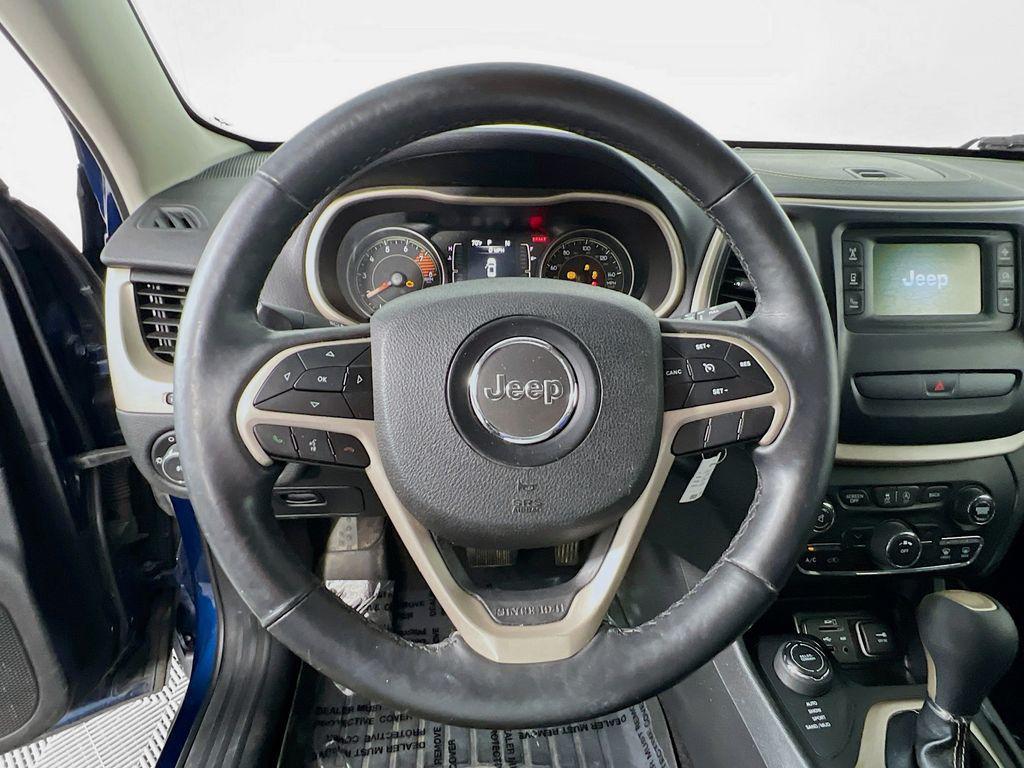 used 2018 Jeep Cherokee car, priced at $13,499
