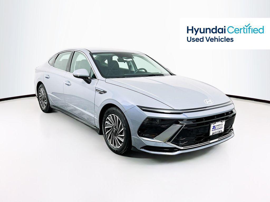 used 2025 Hyundai Sonata Hybrid car, priced at $29,239