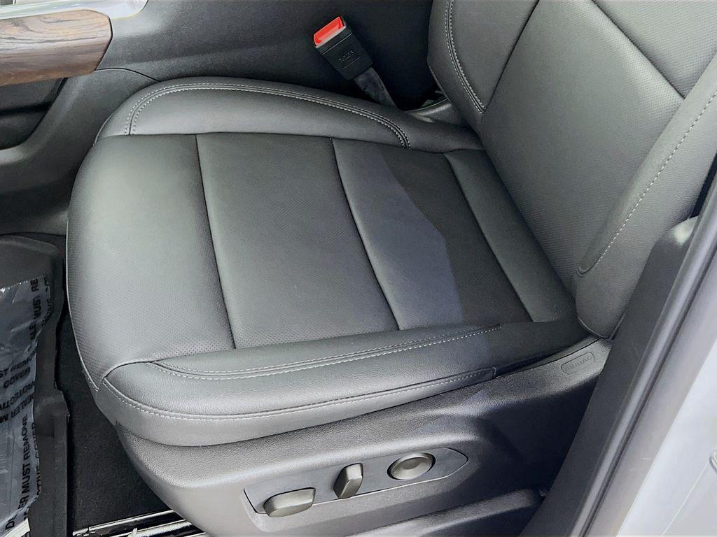 used 2026 GMC Sierra 1500 car, priced at $62,000