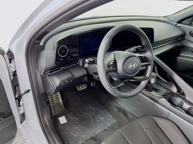new 2025 Hyundai ELANTRA HEV car, priced at $26,000