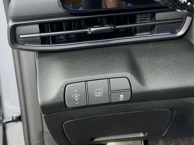 new 2025 Hyundai ELANTRA HEV car, priced at $25,500