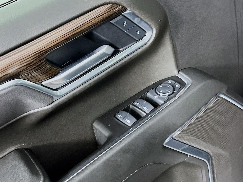 used 2025 Chevrolet Silverado 1500 car, priced at $43,000