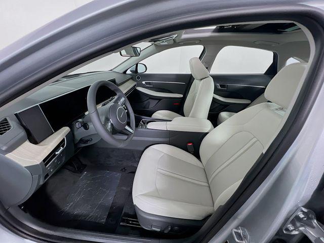new 2026 Hyundai Sonata Hybrid car, priced at $32,733