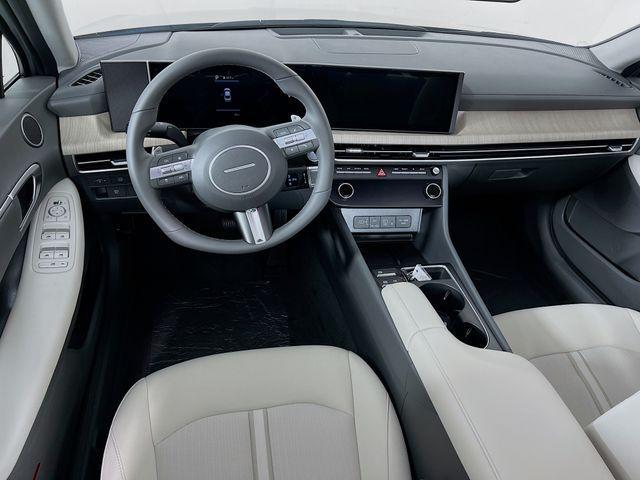 new 2026 Hyundai Sonata Hybrid car, priced at $32,733
