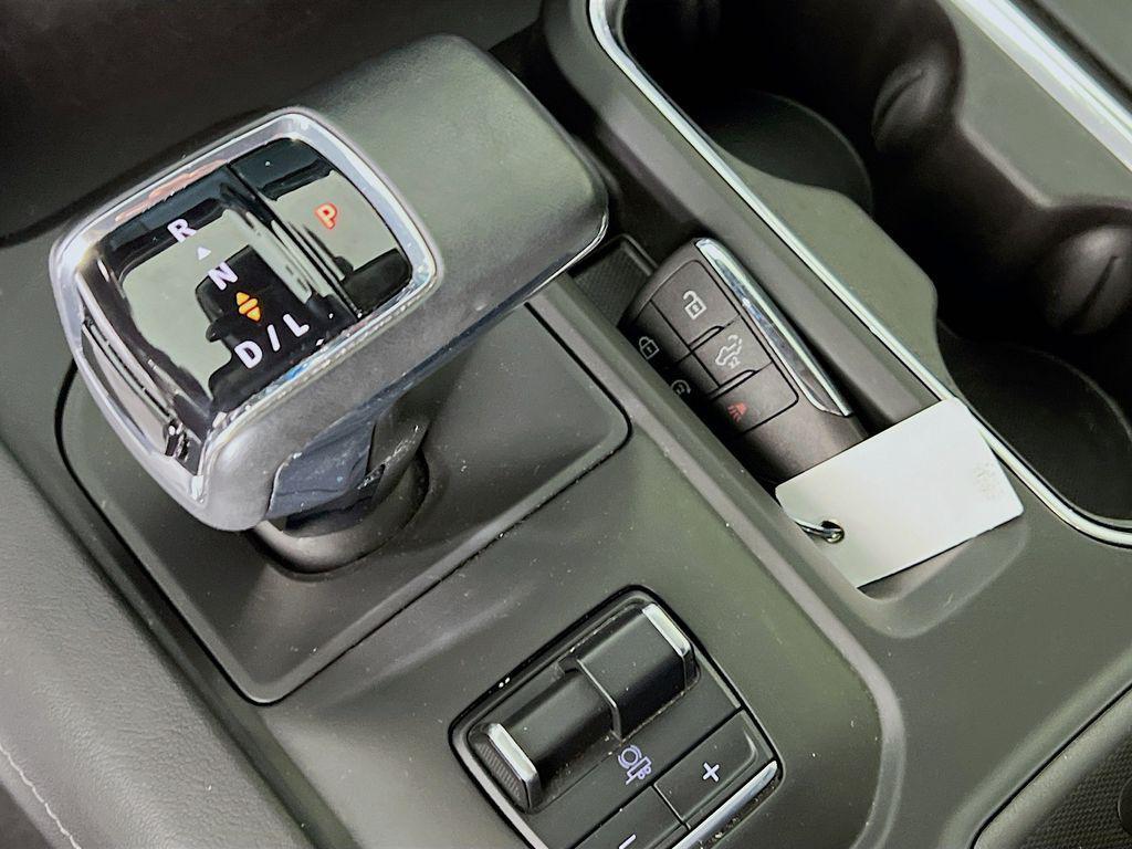 used 2024 GMC Sierra 1500 car, priced at $58,000