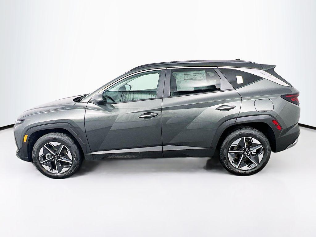 new 2026 Hyundai TUCSON Hybrid car, priced at $32,243