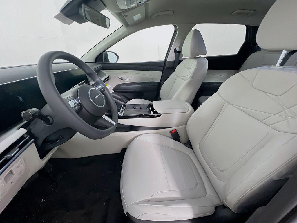new 2026 Hyundai TUCSON Hybrid car, priced at $32,243