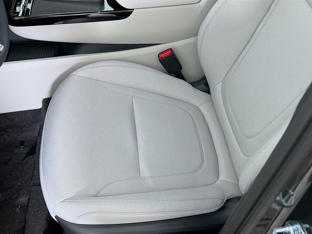 new 2026 Hyundai TUCSON Hybrid car, priced at $32,243