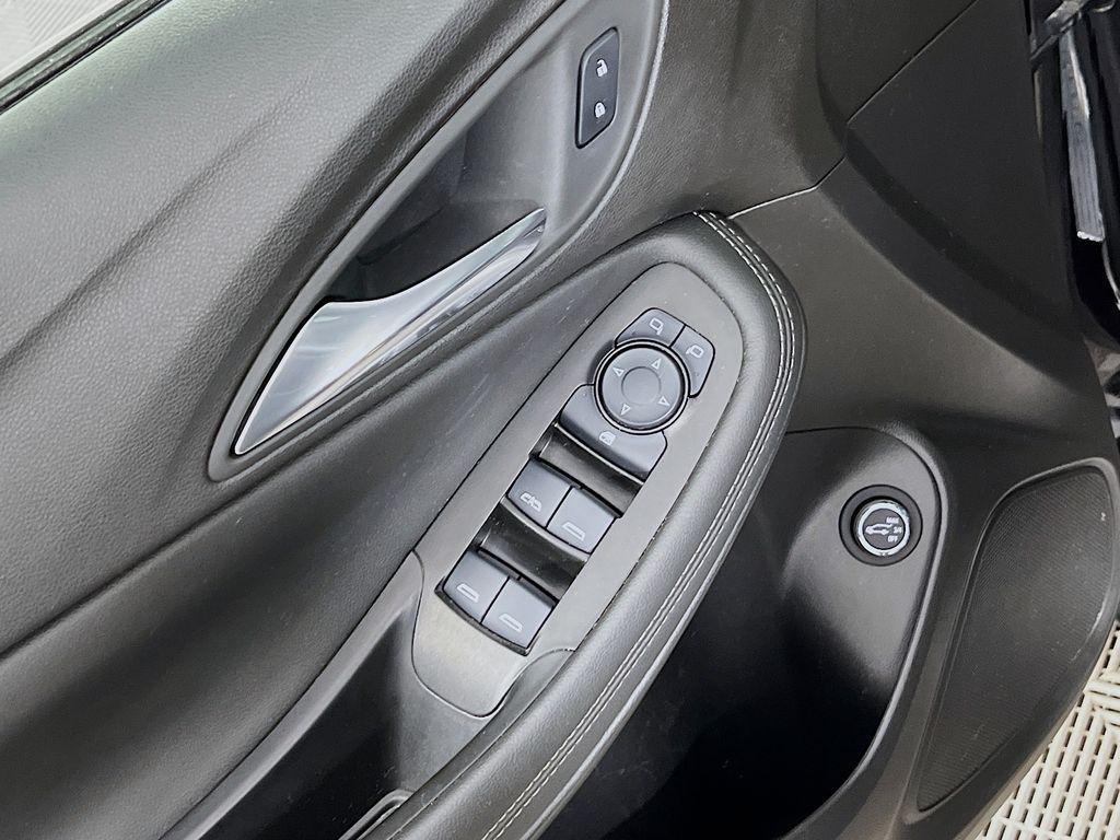 used 2023 Buick Encore GX car, priced at $21,500