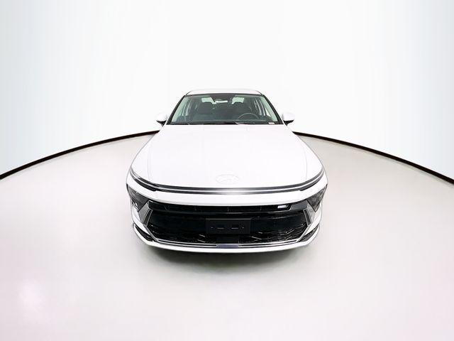 new 2025 Hyundai Sonata Hybrid car, priced at $30,000