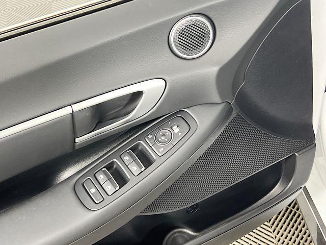 new 2025 Hyundai Sonata Hybrid car, priced at $30,000