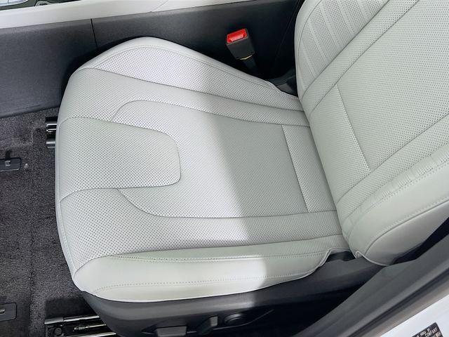 new 2025 Hyundai ELANTRA HEV car, priced at $28,250