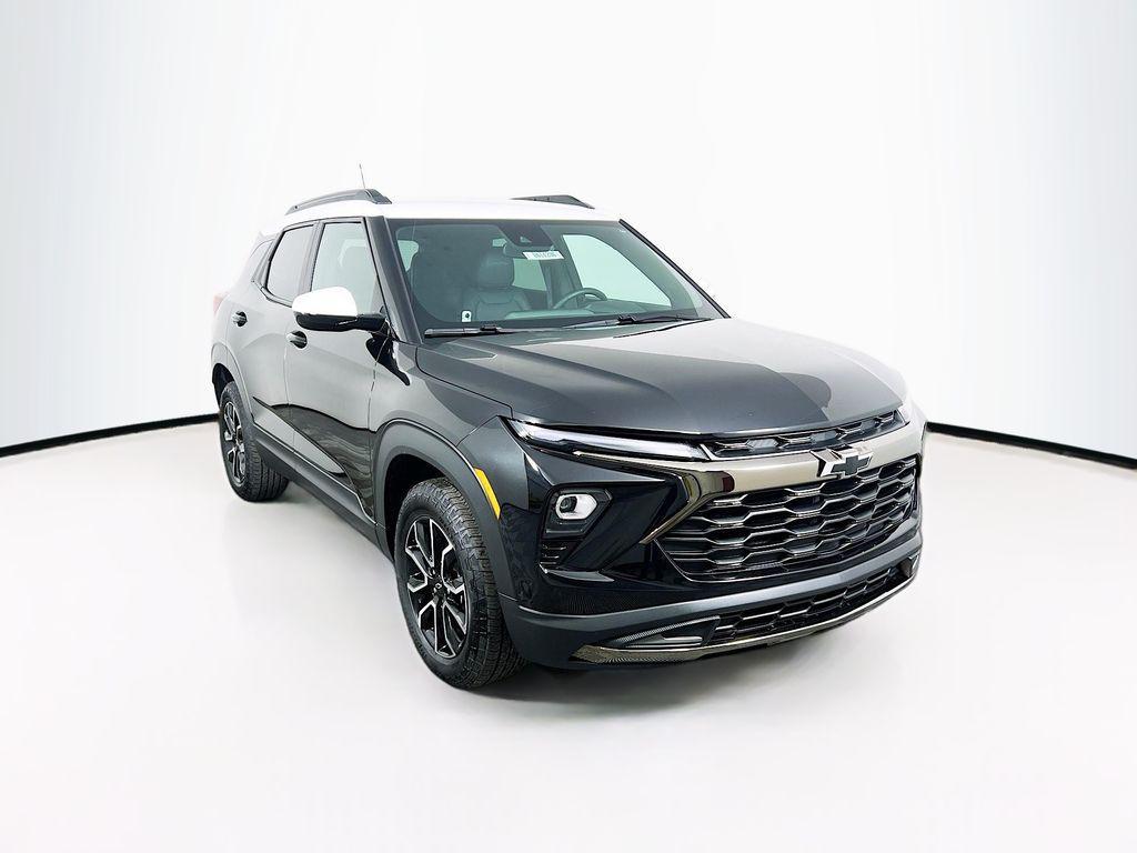 used 2025 Chevrolet TrailBlazer car, priced at $25,499