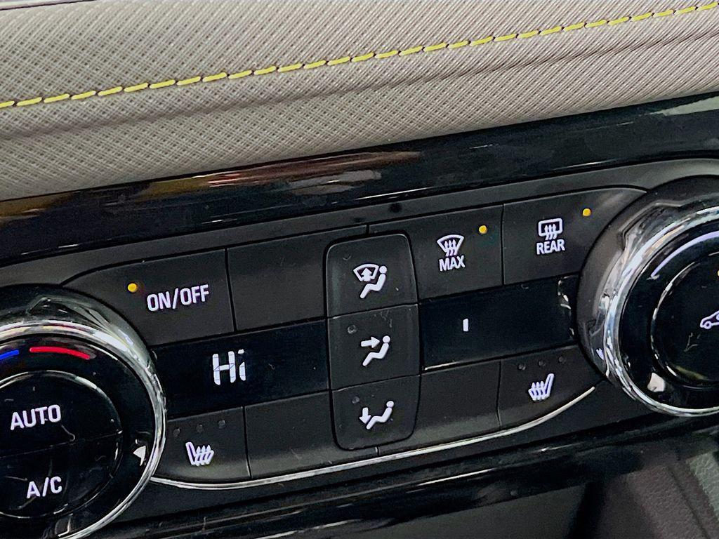 used 2025 Chevrolet TrailBlazer car, priced at $25,499