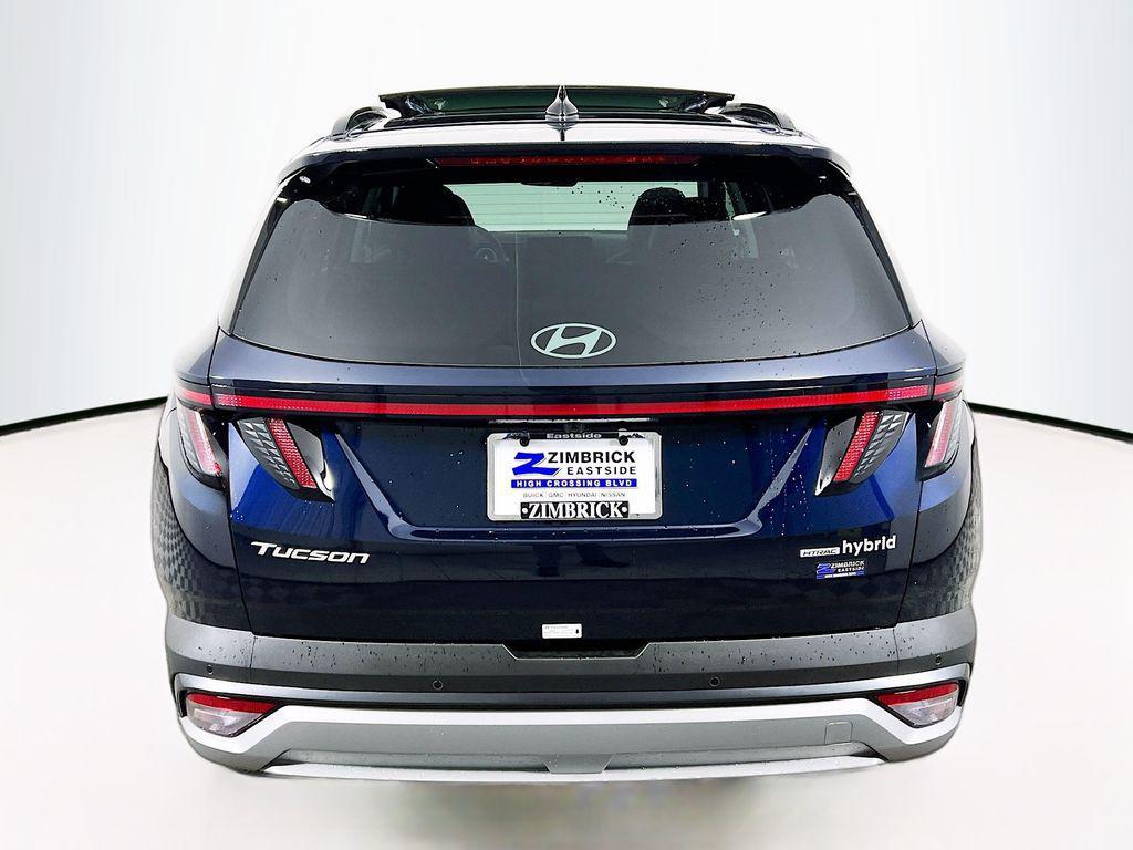new 2026 Hyundai TUCSON Hybrid car, priced at $39,905