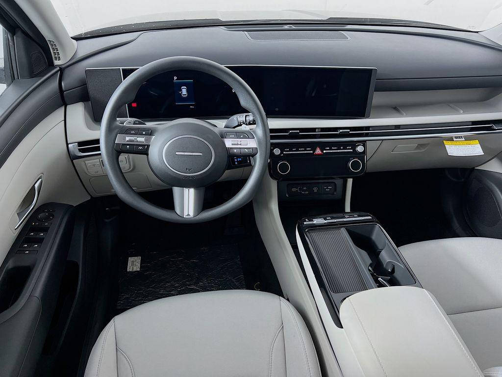 new 2026 Hyundai TUCSON Hybrid car, priced at $33,427