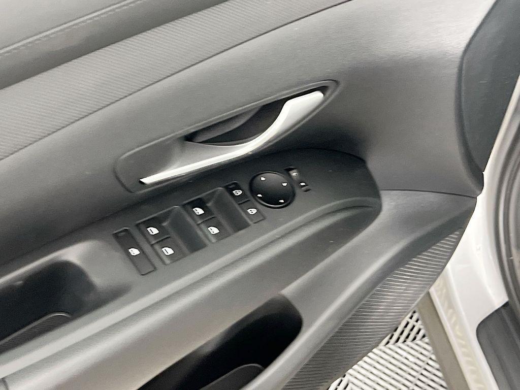 new 2026 Hyundai TUCSON Hybrid car, priced at $31,941