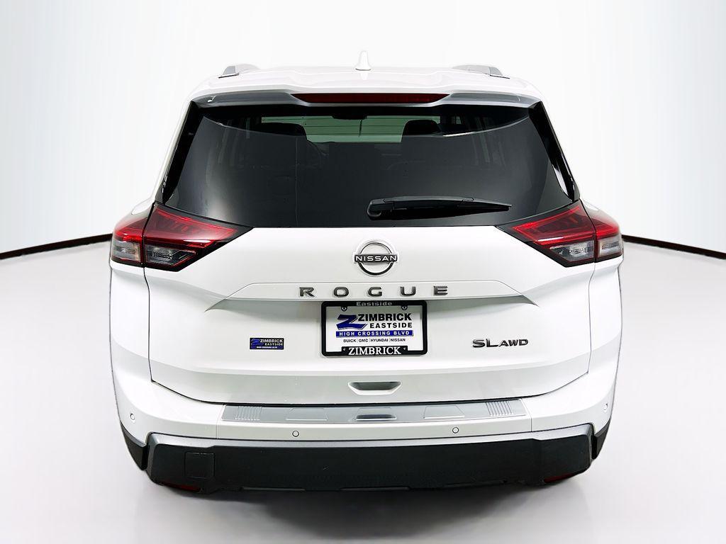 used 2024 Nissan Rogue car, priced at $27,900