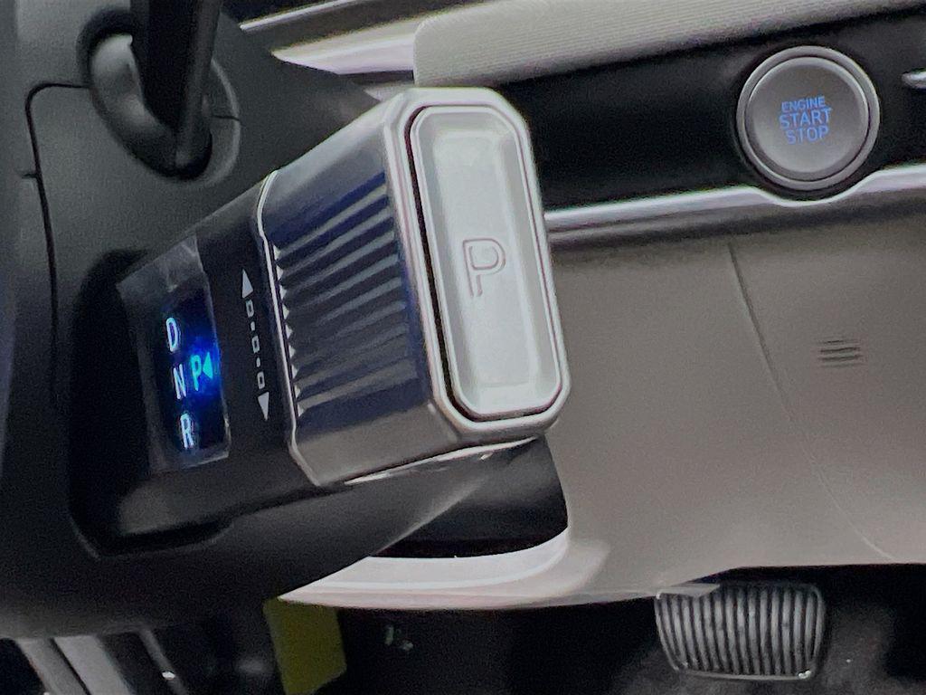 new 2026 Hyundai TUCSON Hybrid car, priced at $42,338