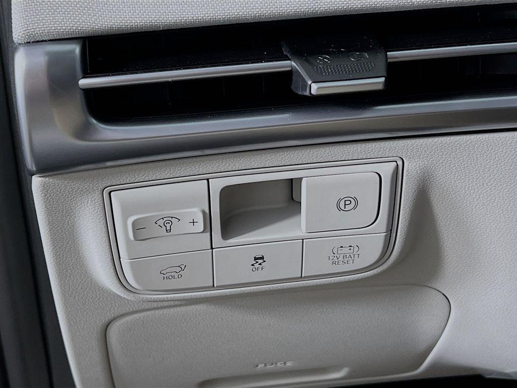 new 2026 Hyundai TUCSON Hybrid car, priced at $42,338