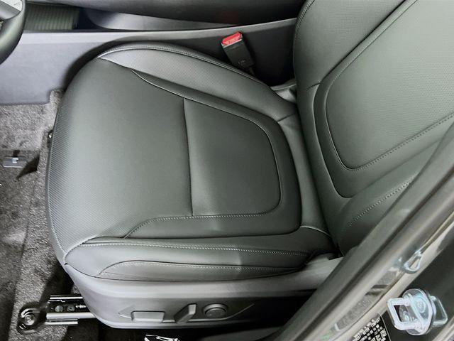 new 2025 Hyundai TUCSON Hybrid car, priced at $34,798