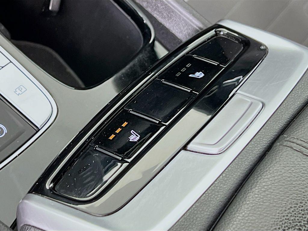 used 2022 Hyundai SANTA CRUZ car, priced at $21,691