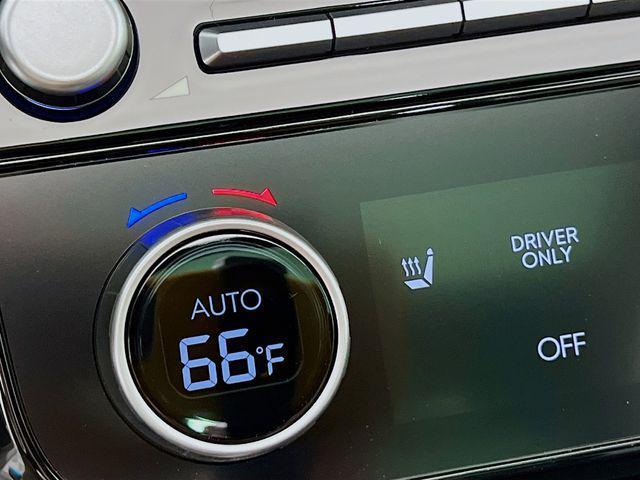 new 2025 Hyundai TUCSON Hybrid car, priced at $34,563