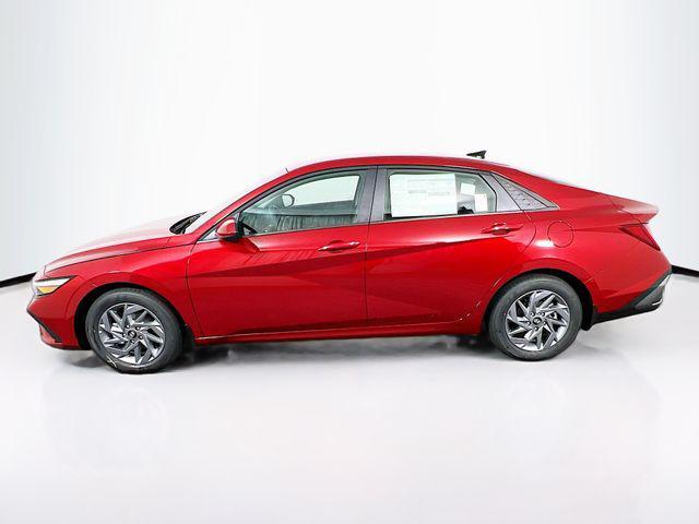 new 2026 Hyundai ELANTRA HEV car, priced at $26,428