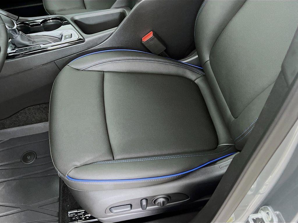 used 2025 Buick Encore GX car, priced at $26,000