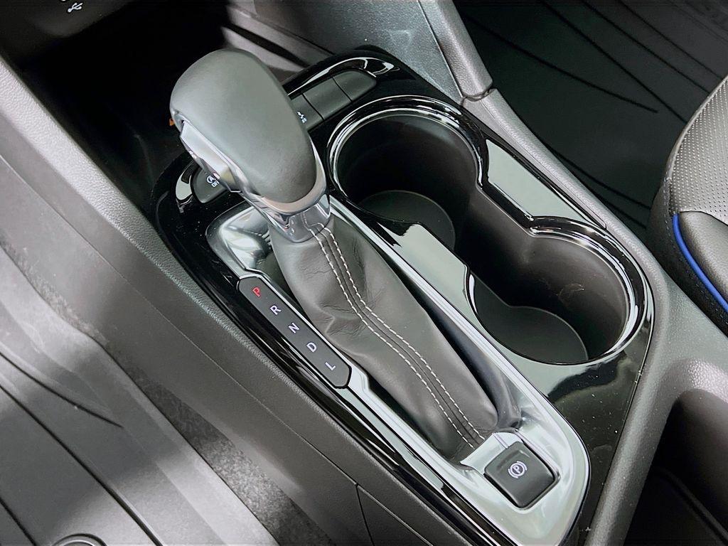 used 2025 Buick Encore GX car, priced at $26,000