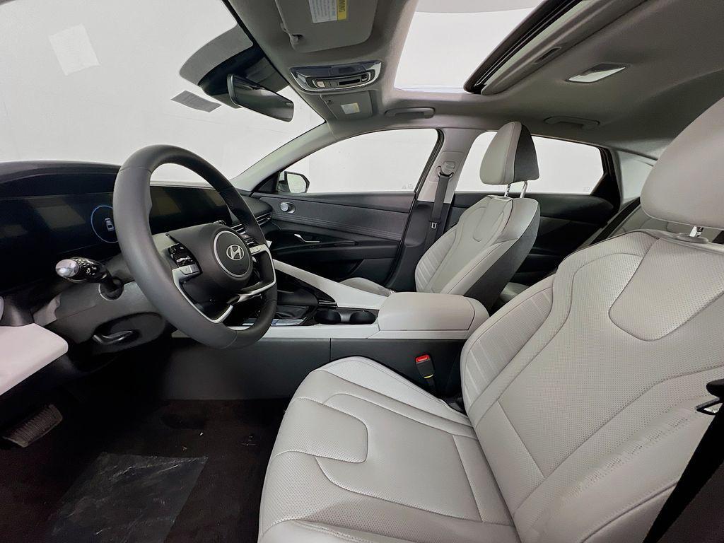 new 2026 Hyundai ELANTRA HEV car, priced at $29,251