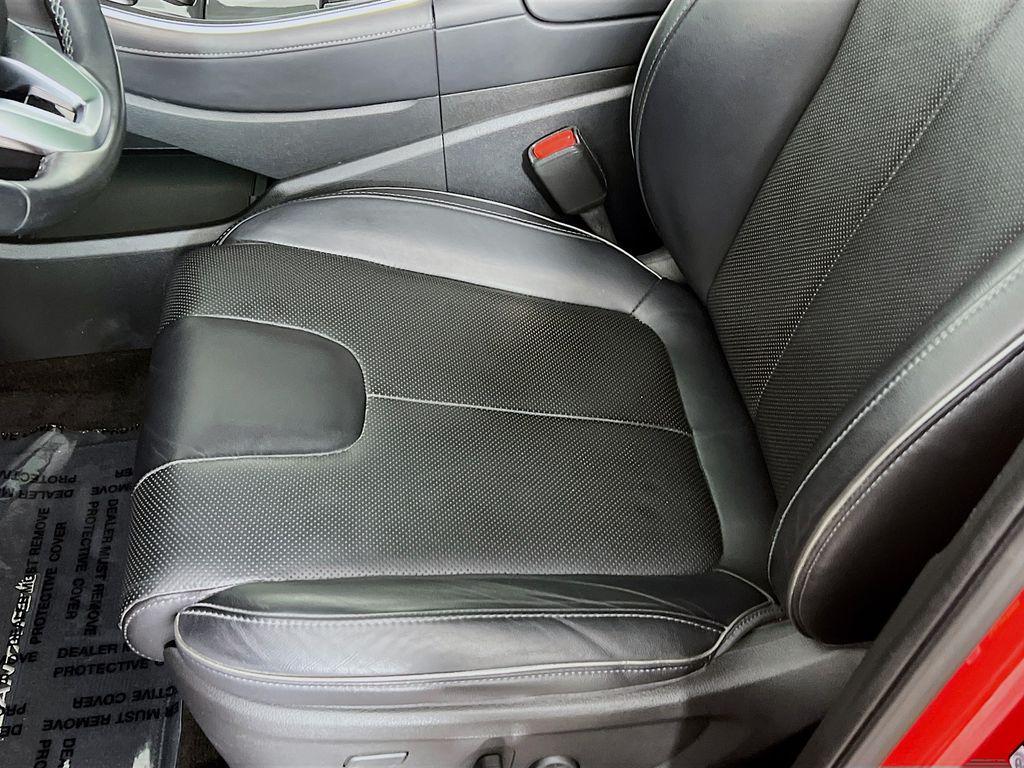 used 2022 Hyundai Santa Fe car, priced at $22,990