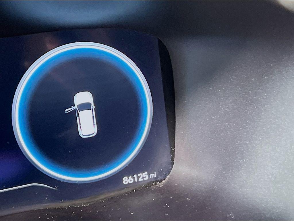 used 2022 Hyundai Santa Fe car, priced at $22,990